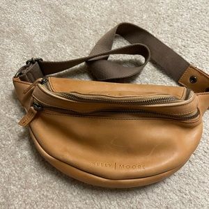 Kelly Moore all leather Fanny pack